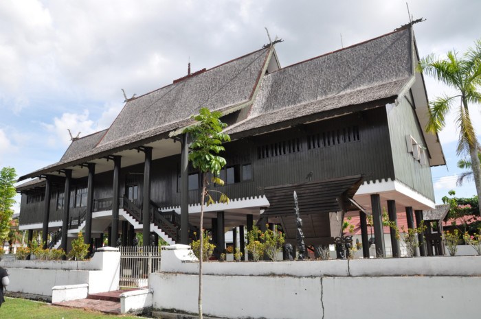 34 Rumah  Adat  Provinsi Tradisional Indonesia Lengkap 
