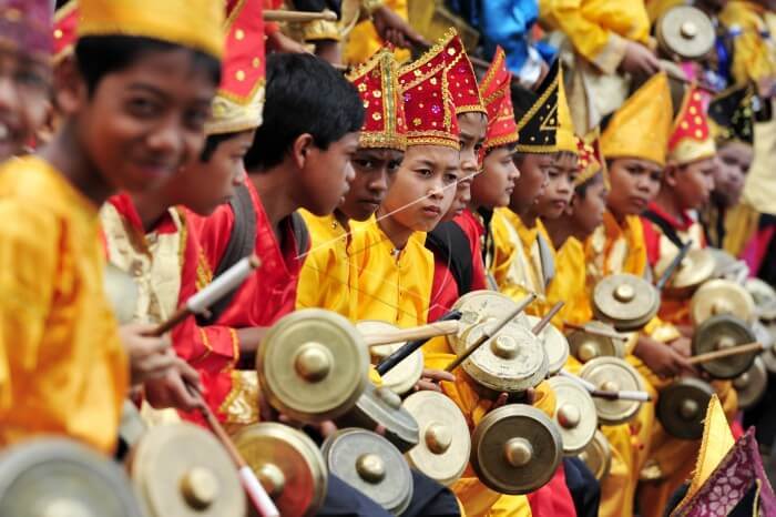 alat musik tradisional talepong