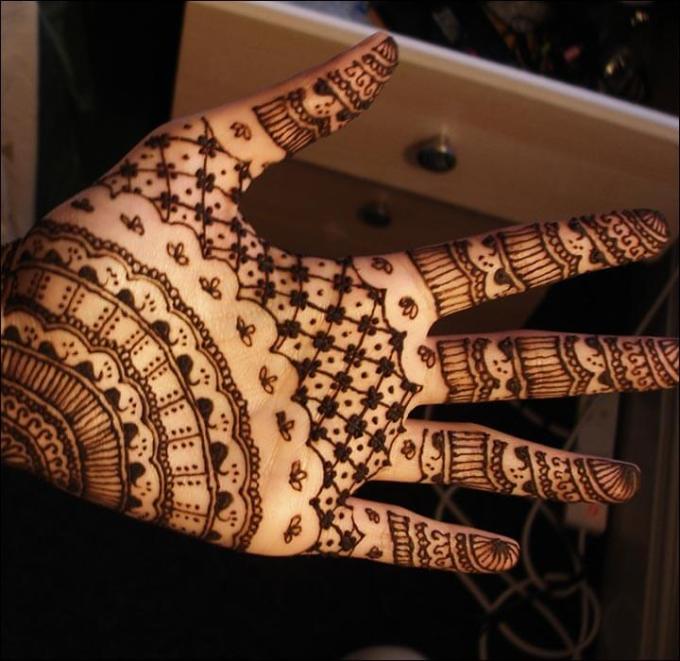 henna tangan motif mesh and banded