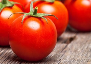 kandungan nutrisi dan gizi tomat