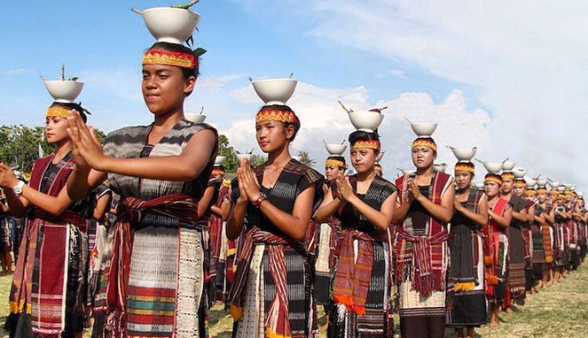 71 Tari Tradisional  di Indonesia dari Berbagai Daerah 
