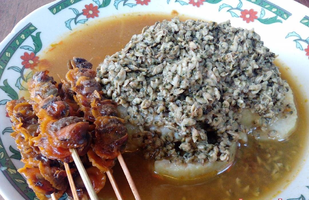30 Makanan Khas Surabaya yang Enak dan Unik yang Wajib