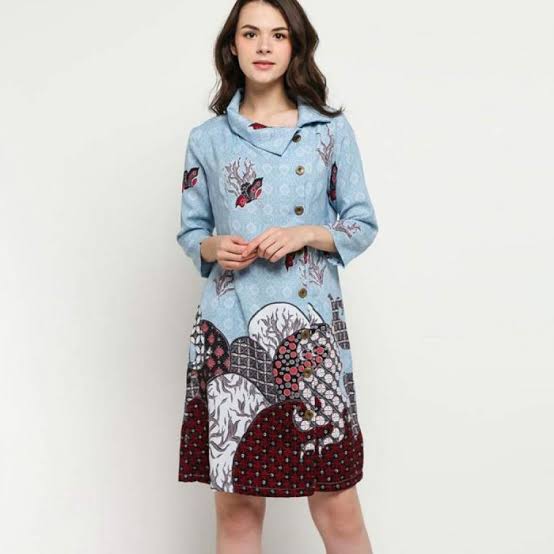 dress simple, model baju batik yang menonjolkan keindahan lengan