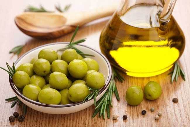 manfaat minyak zaitun bagi kesehatan orang dewasa